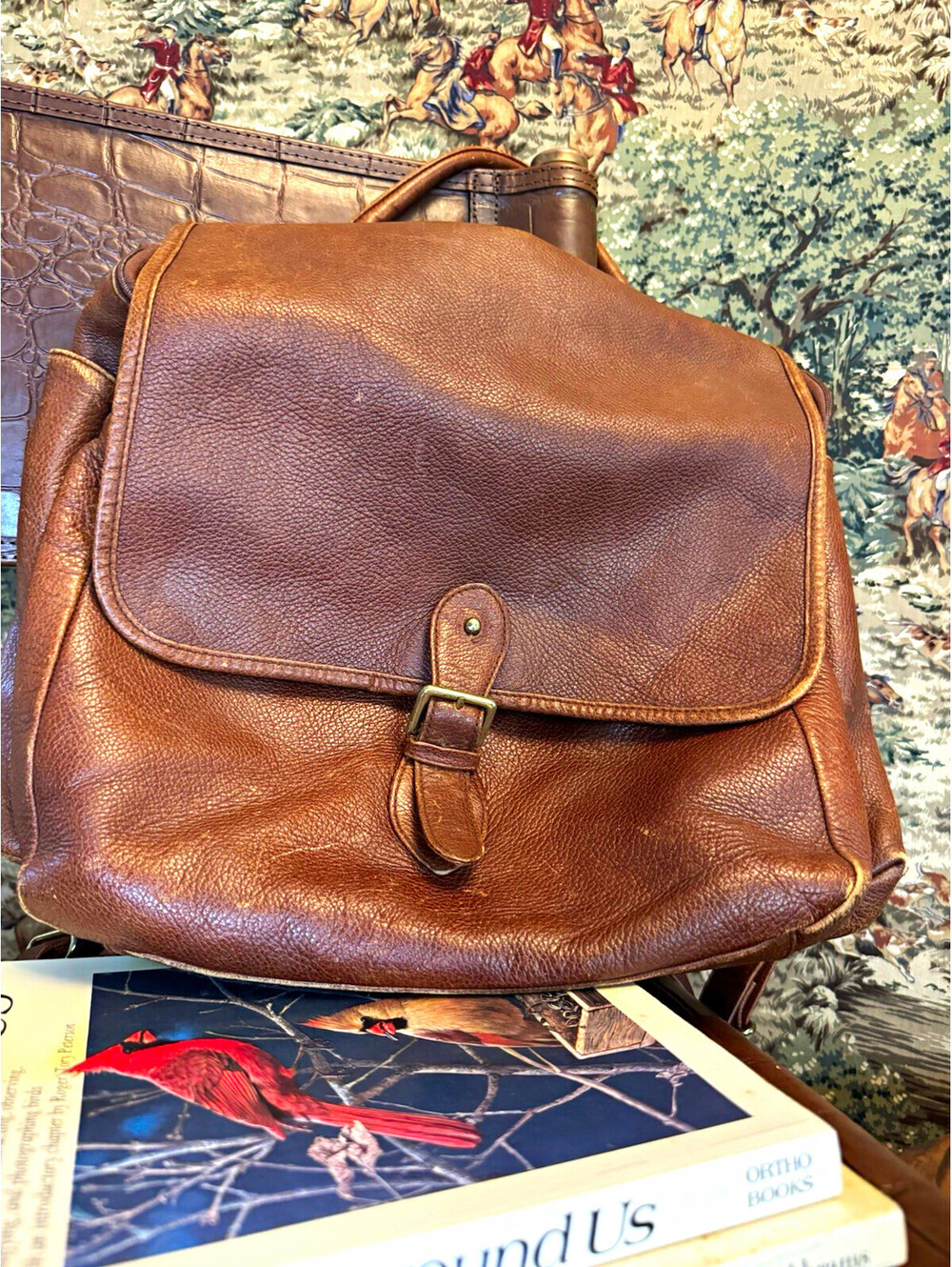 Levenger Brown Leather Pebbled Backpack Bag Buckle Flap Zip Top Pockets Brass